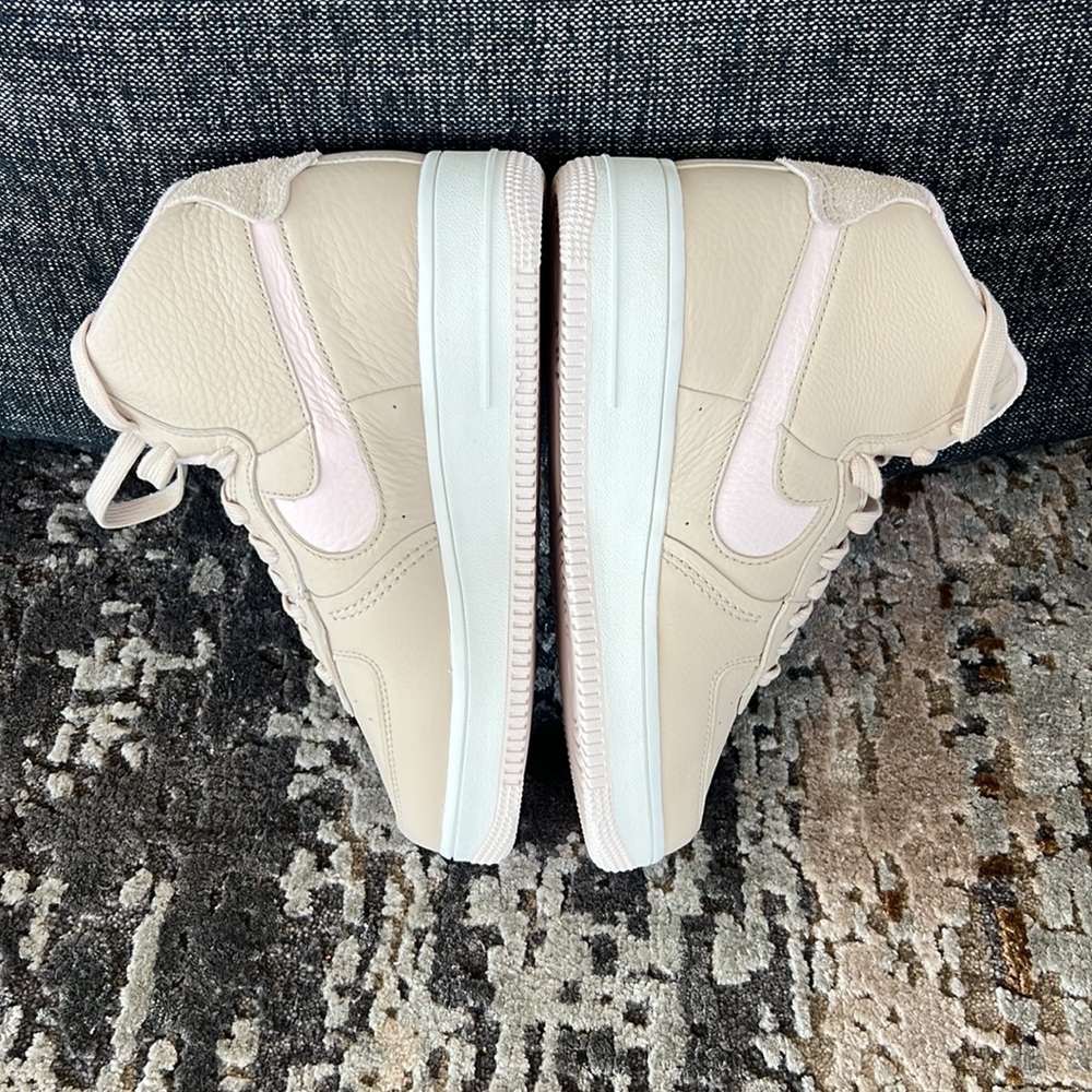 Nike Air Force 1 Sculpt Shoes - Picture 10 of 15